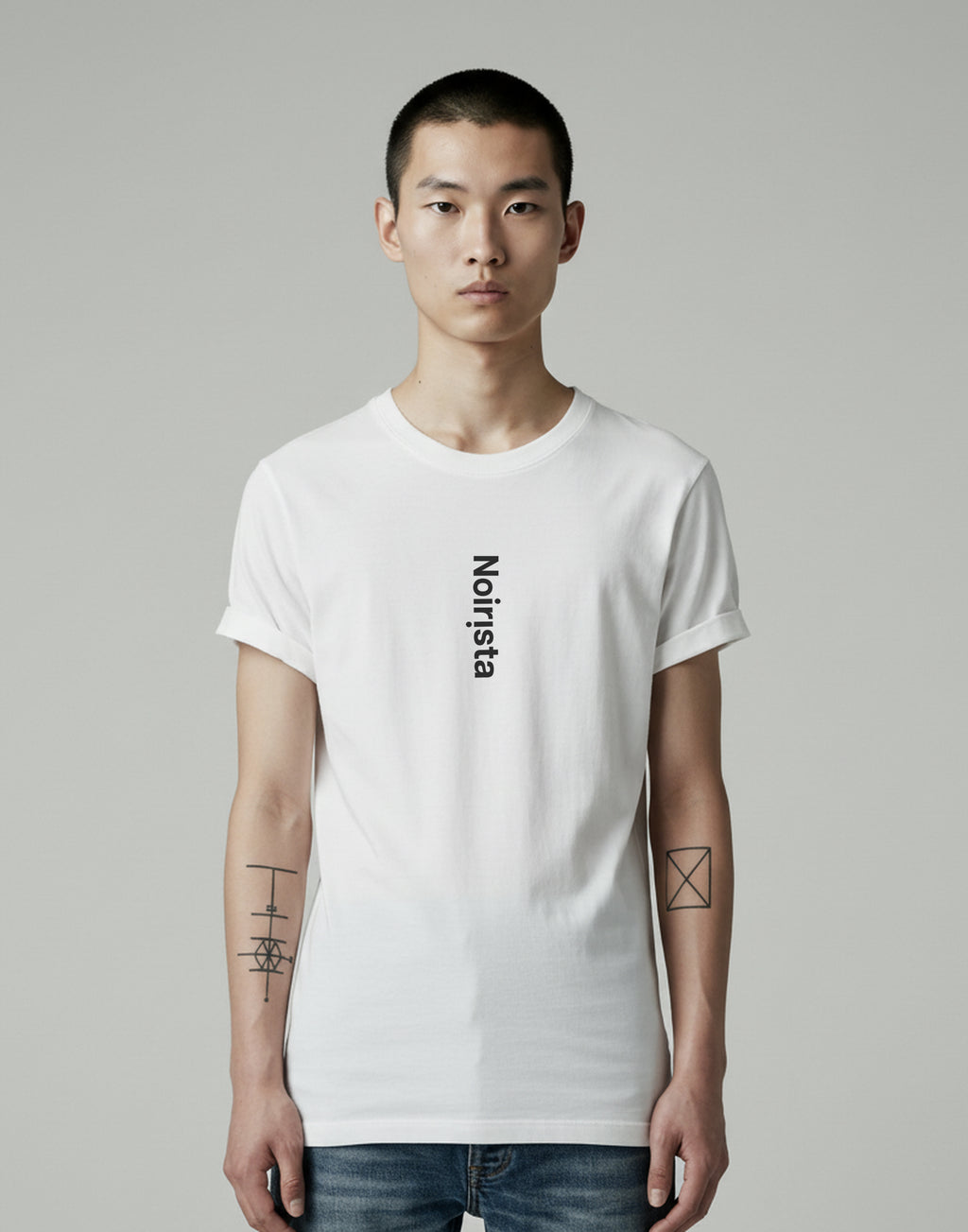 Noirista T White
